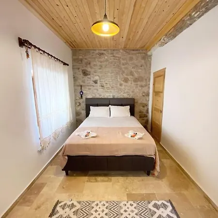 Tatil Evi Old Stone House With Seaview And Balcony *